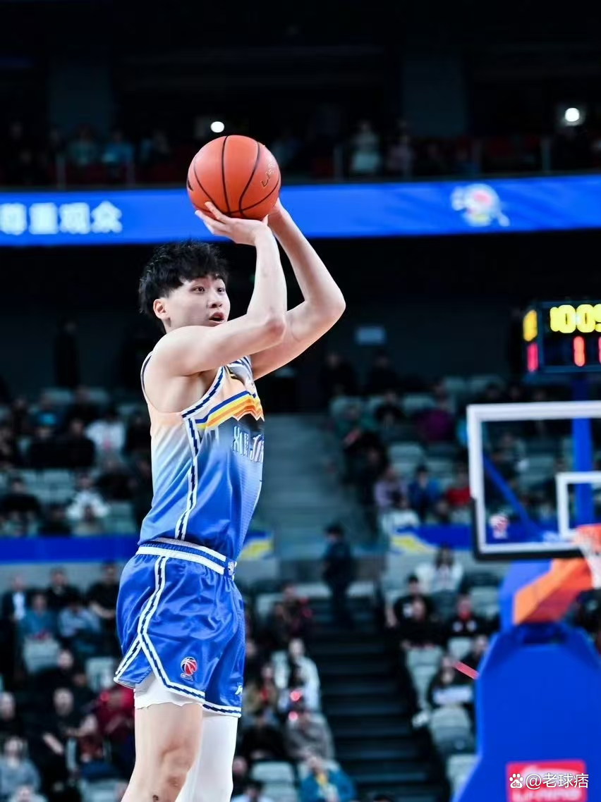 新疆广汇迎足总杯关键赛；关键时刻伤情更新；底气十足；细节决定成败 