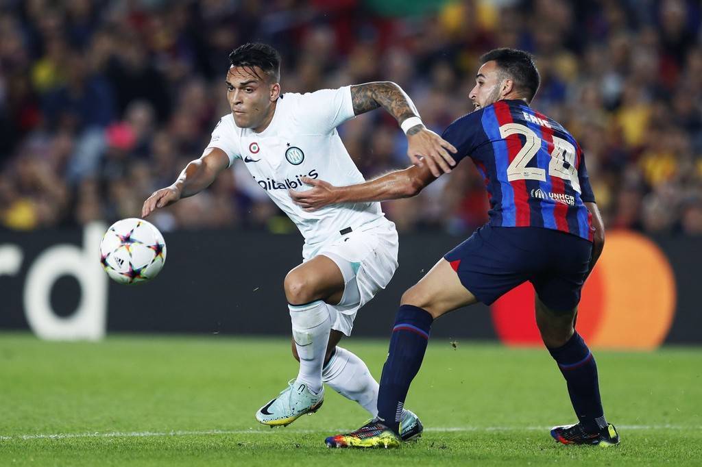 西甲赛程吃紧，塞维利亚赛前造点机会，话题不断，纪律约束更严格 