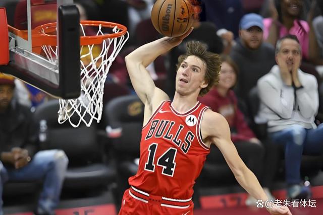 包含清晨NBA常规赛传出新动向,芝加哥公牛强势反弹,管理层表态:气氛紧张,赛季目标并未改变的词条 包含清晨NBA常规赛传出新动向,芝加哥公牛强势反弹,管理层表态:气氛紧张,赛季目标并未改变的词条