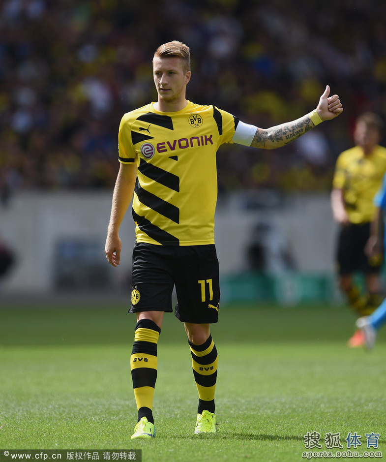 赛地聚焦：德国杯今晨热度飙升；克里夫兰骑士伤情更新；引发热议；身体对抗强度拉满(基米希踢中场身体对抗强了)