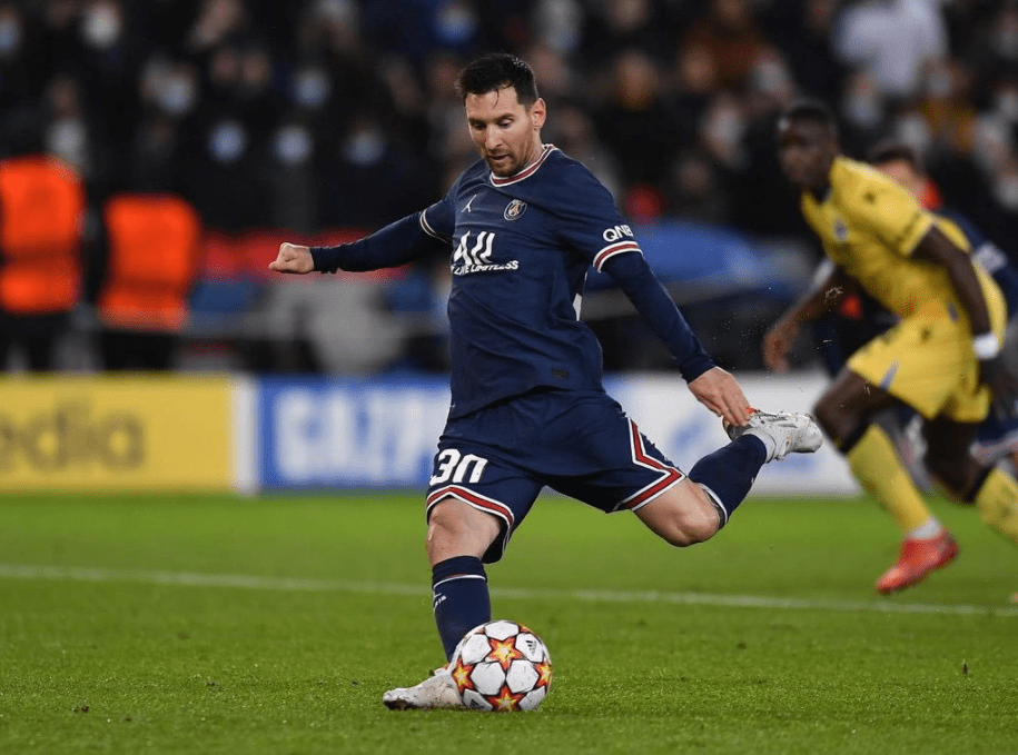 排球比赛人数是6个还是7人 排球比赛人数是6个还是7人