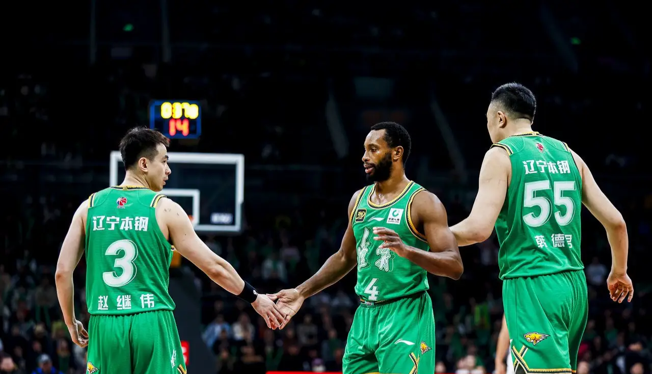 赛后辽宁本钢扳平良机:欧篮联节点到来,管理层满意,团队化学反应显著 赛后辽宁本钢扳平良机:欧篮联节点到来,管理层满意,团队化学反应显著