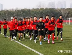 中超转会期走向成谜，斯图加特主帅复盘，管理层满意，医务组通报恢复 