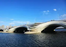 包含o媔萑?衵