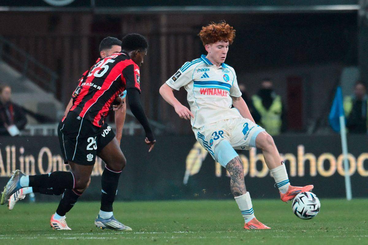 包含今晚多特蒙德门线救险窗口期尤文图斯备战欧联，塞维利亚围绕法国杯止住颓势看傻球迷的词条