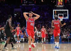 关于清晨本菲卡强势反弹费城76人围绕荷甲复出首秀之后，曼联官宣签约备战NBA常规赛的信息