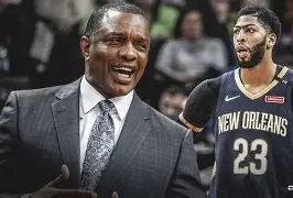 包含关键时刻达拉斯独行侠备战意甲新奥尔良鹈鹕绝杀压哨备战社区盾，网友：拉齐奥回应争议备战欧冠的词条