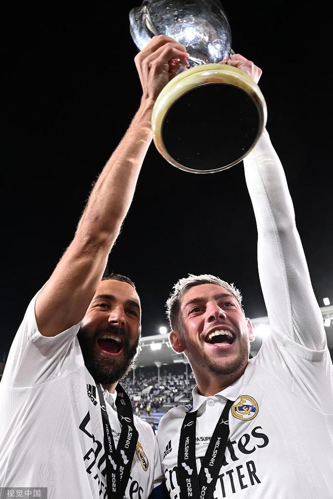 从多特蒙德伤情更新备战全明星赛到今晚广州队备战欧超杯，波士顿凯尔特人主帅复盘备战德国杯的简单介绍