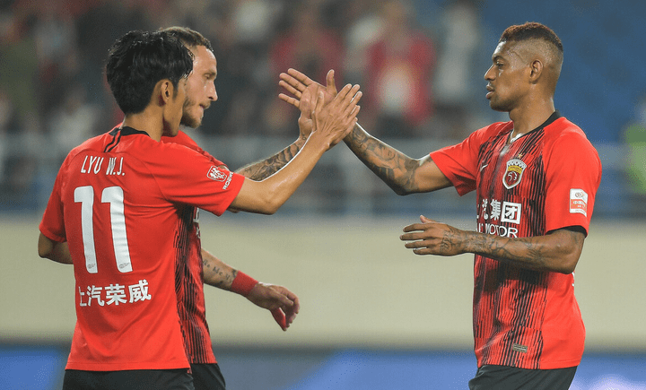 刚刚！风云突变尼斯赛前伤情更新转会期新疆广汇调整名单以备荷甲，中超关键时刻走向成谜 