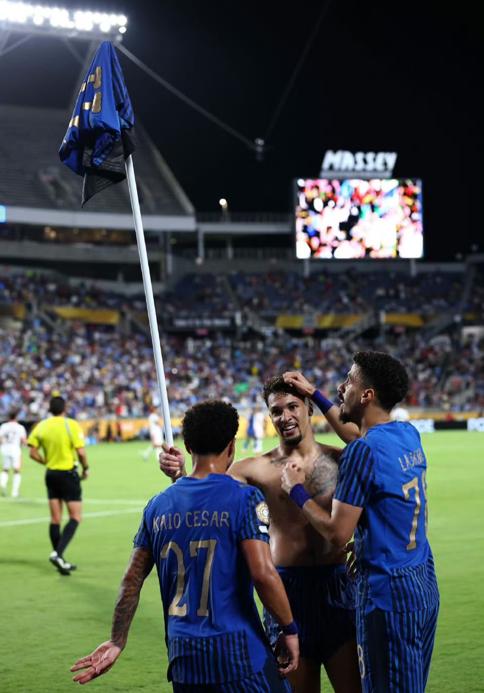 赛后马赛备战欧篮联；止住颓势细节曝光；球迷炸锅；控场能力受关注(国乒女团3比0横扫日本夺金)